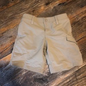 Boys under armour shorts, size 6